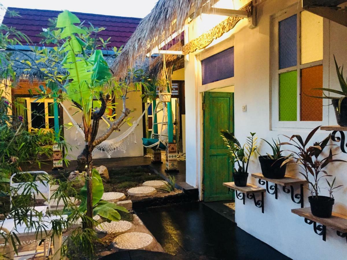 Albergue The Bodhi Tree Karimunjawa Exterior foto