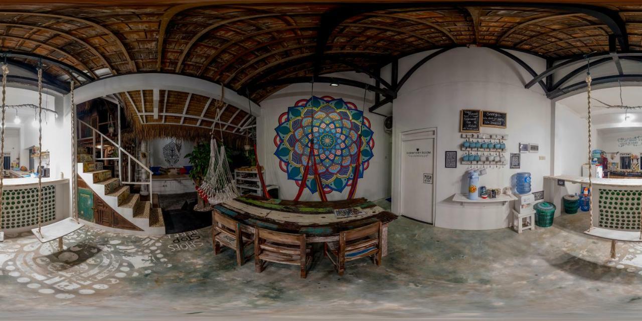 Albergue The Bodhi Tree Karimunjawa Exterior foto